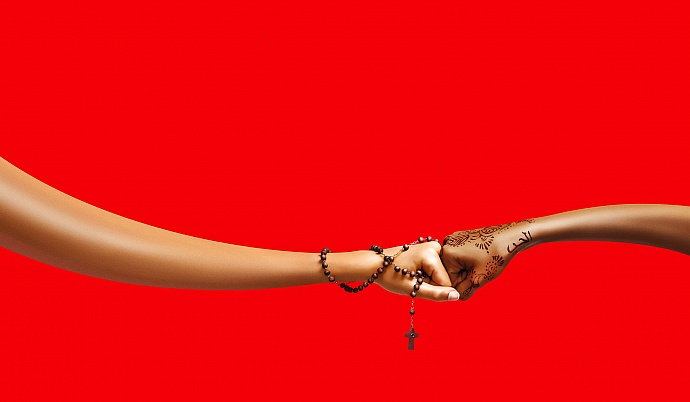 Coca-Cola: Fist bump, 3