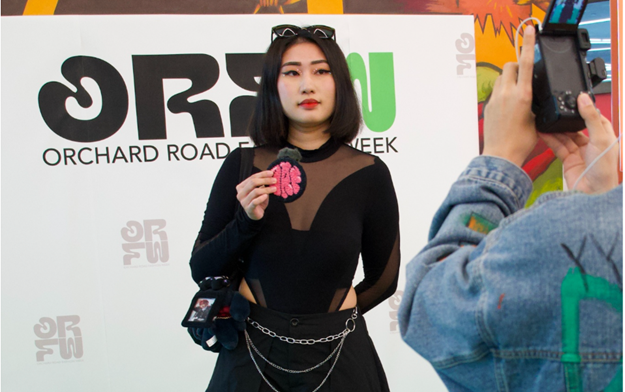 Beauty Brand LUX Puts Singapore&rsquo;s Fashion Crowd on the Spot at Orchard Road Fashion Week